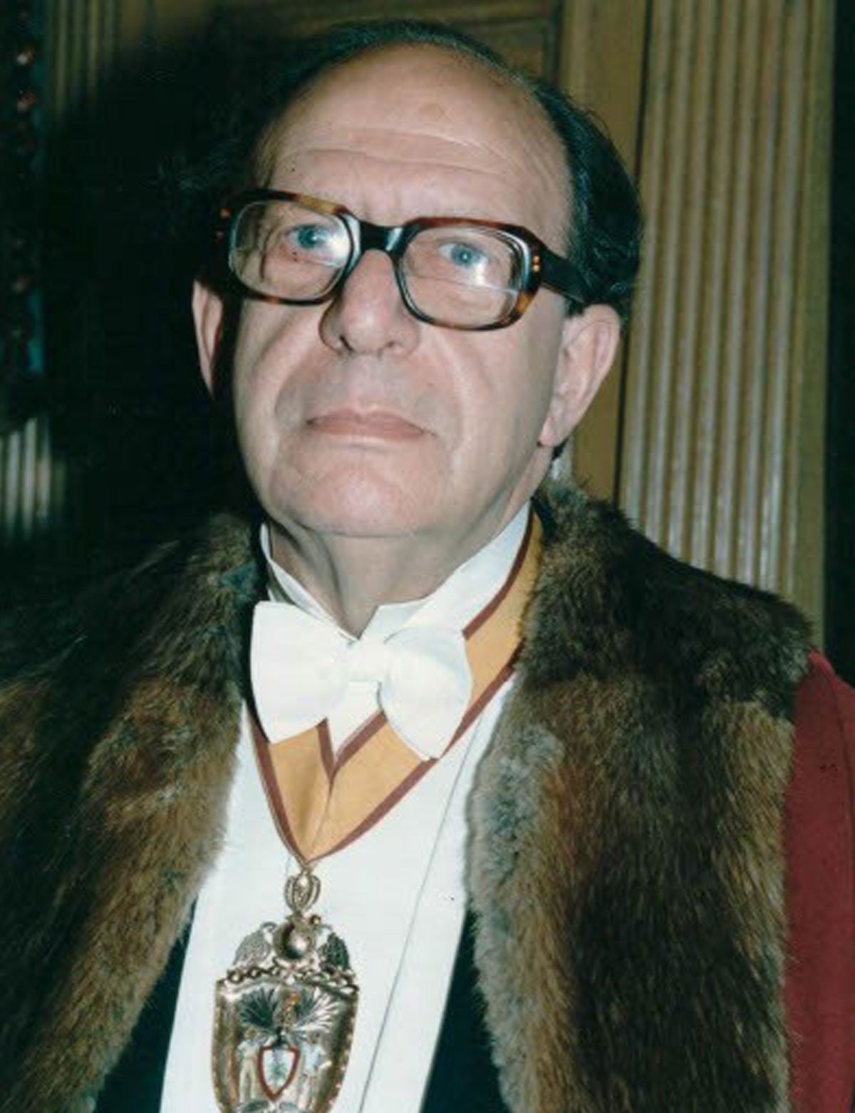 Dr Isidore Redstone MB BS 1991 - 1992