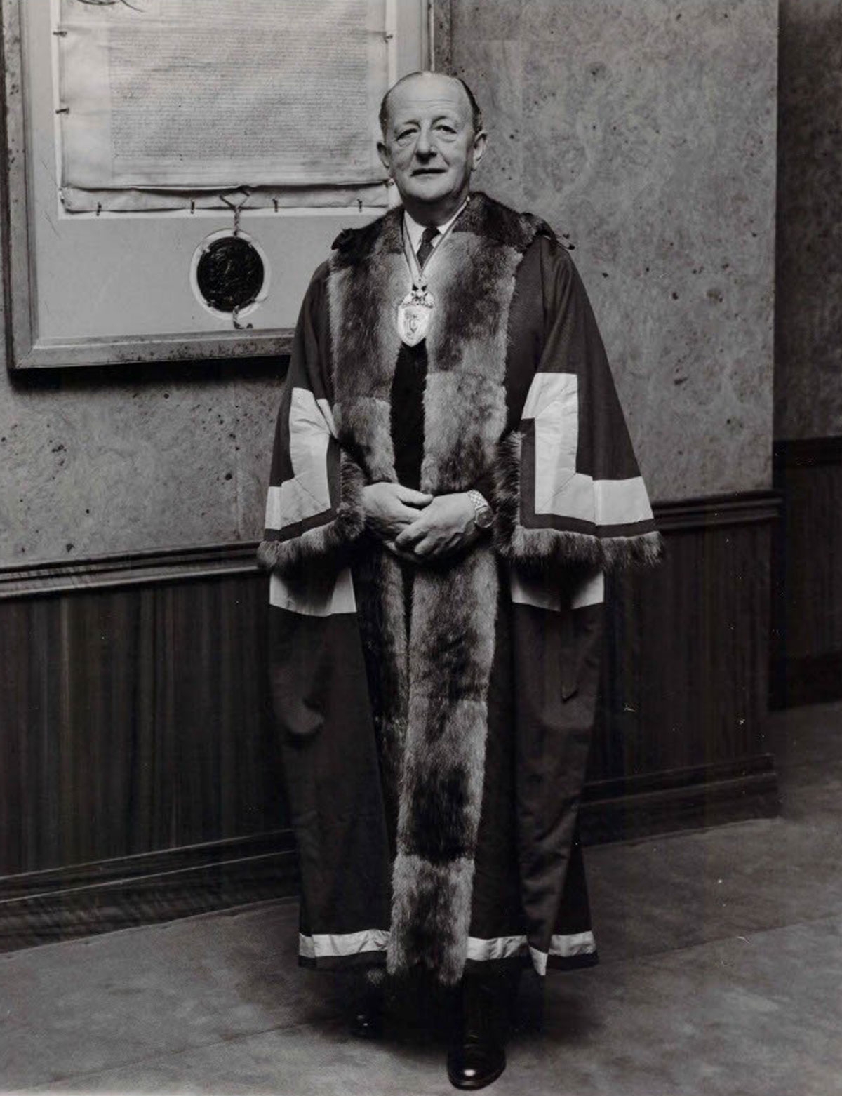 Robert J Freeman OBE VRD 1961 - 1962