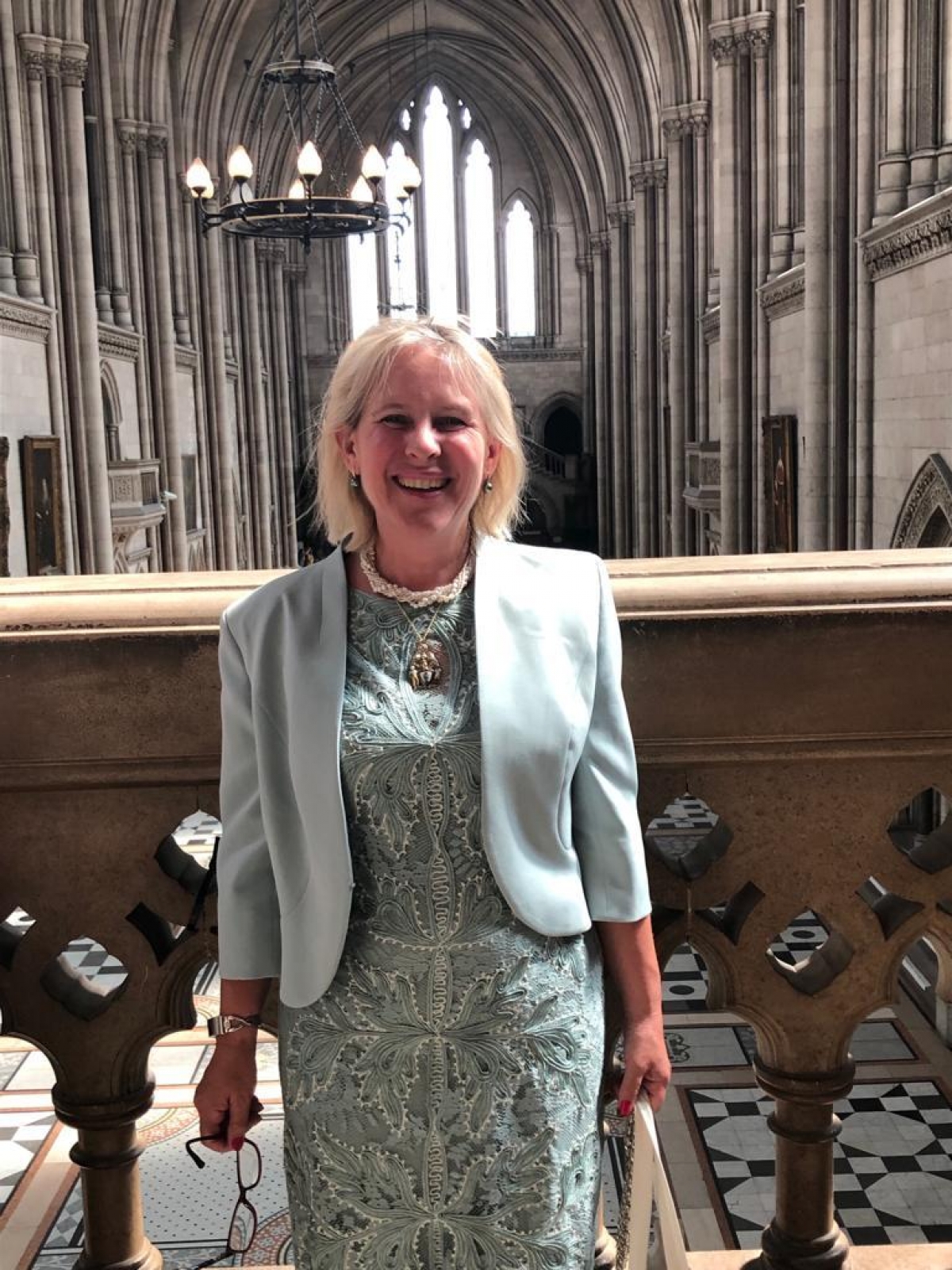 Houses of Parliament and the Royal Courts of Justice Our thanks to the Framework Knitters and to the Arbitrators