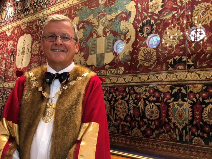 The Blogger Returns September off to a lively start....