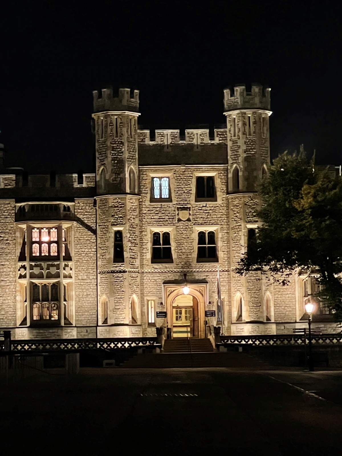 Evening with the London Regiment – Tower of London
