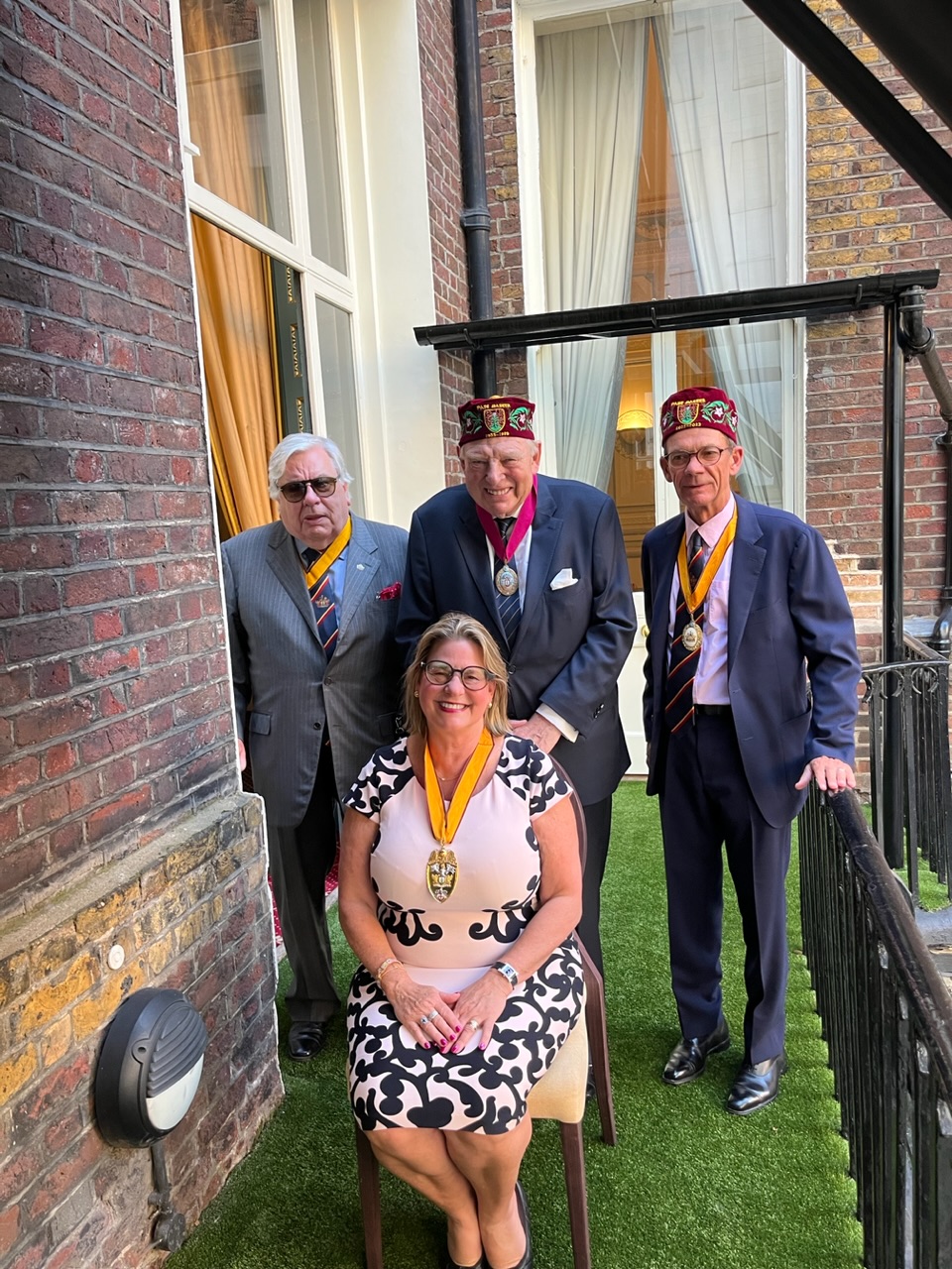 Past Master&rsquo;s Dinner In and Out Club