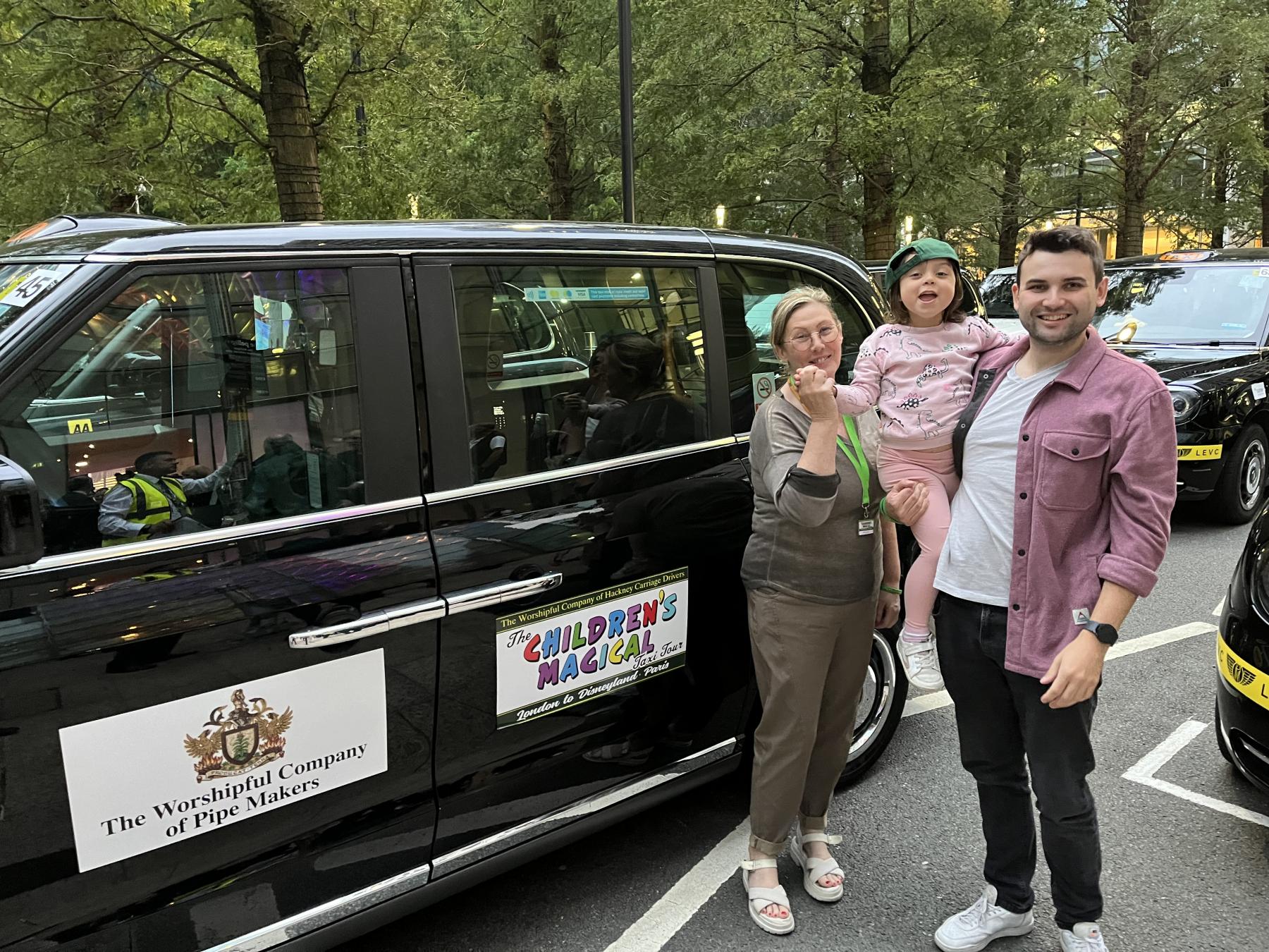 Magical Taxi tour Big Breakfast Canary Wharf