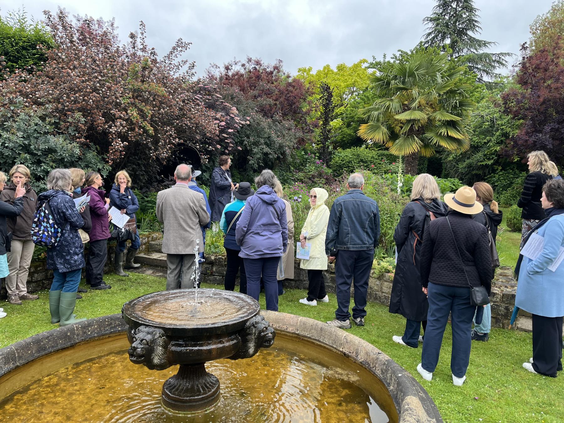 Theobalds Farmhouse Garden Crews Hill