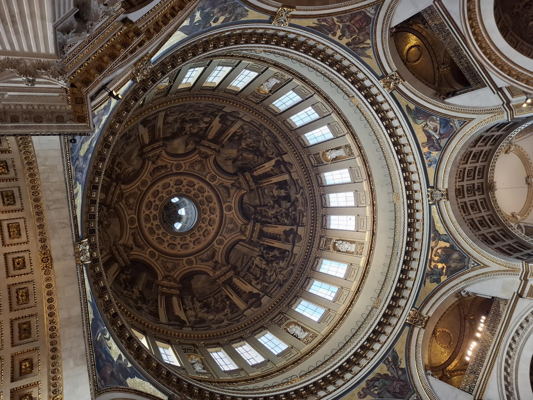 Remembrance Sunday St Pauls Catherdral and London Troops War Memorial