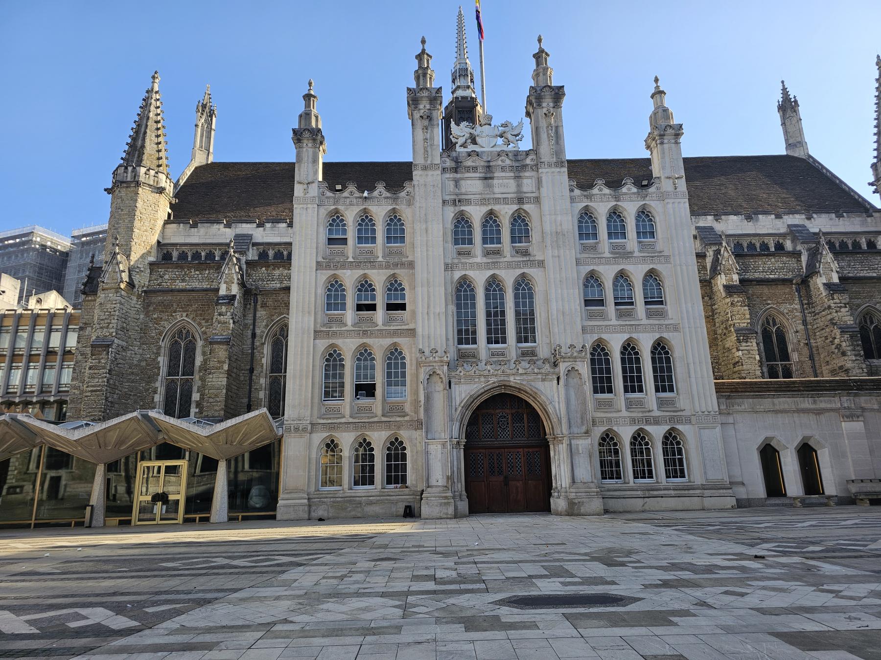 Guildhall at 0700 am Carpenters' Hall