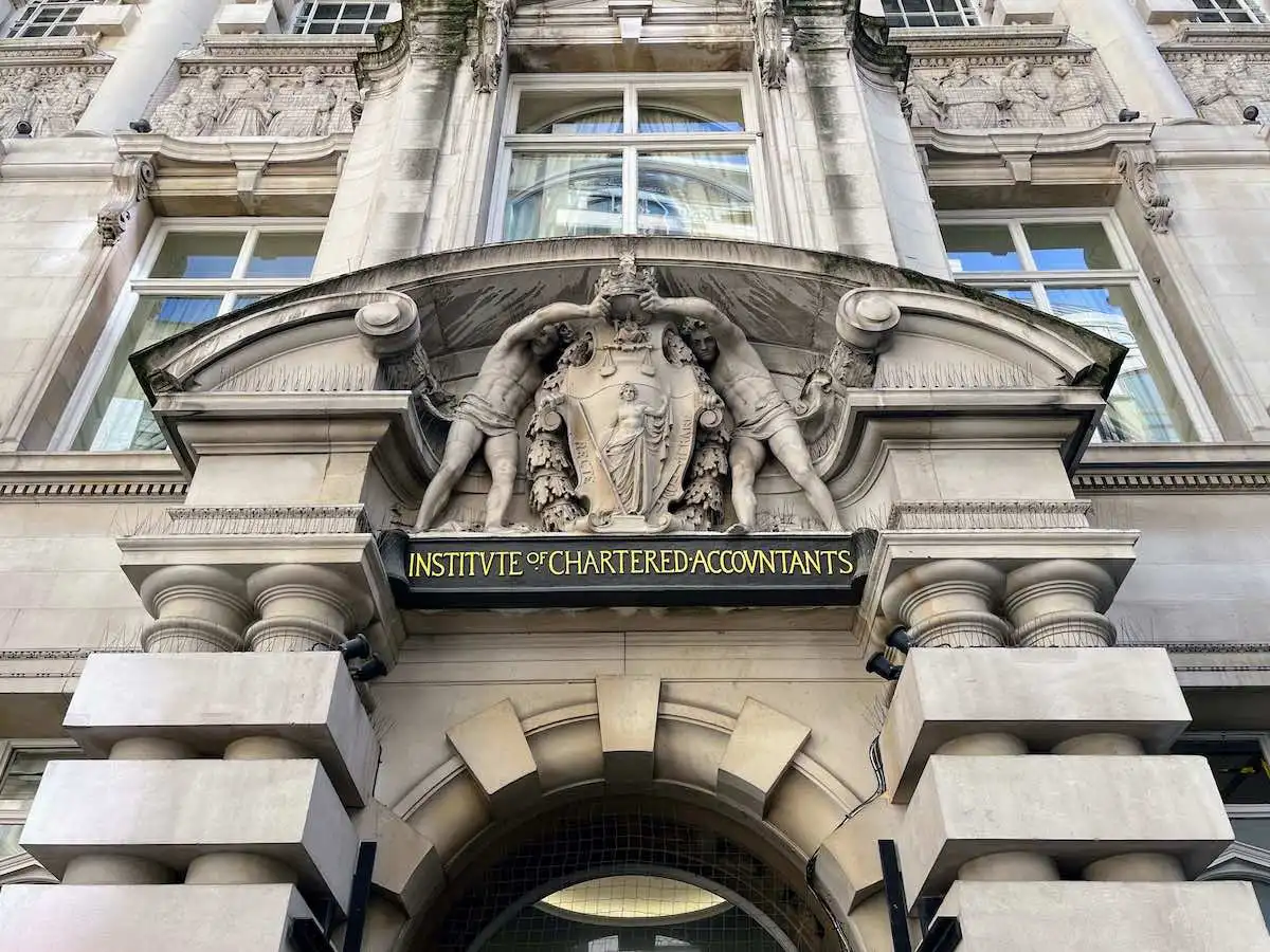 Entrance to Chartered Accountants' Hall (London Living History) Chartered Accountants' Hall, Moorgate Place