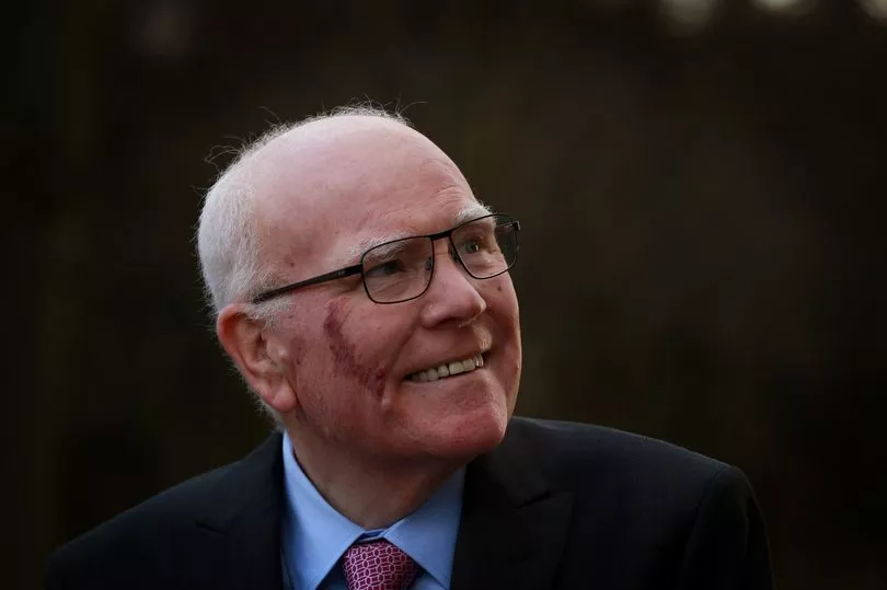 Ronnie Campbell MP (from Tribune) Savoy and Landmark Hotels, and Lord's