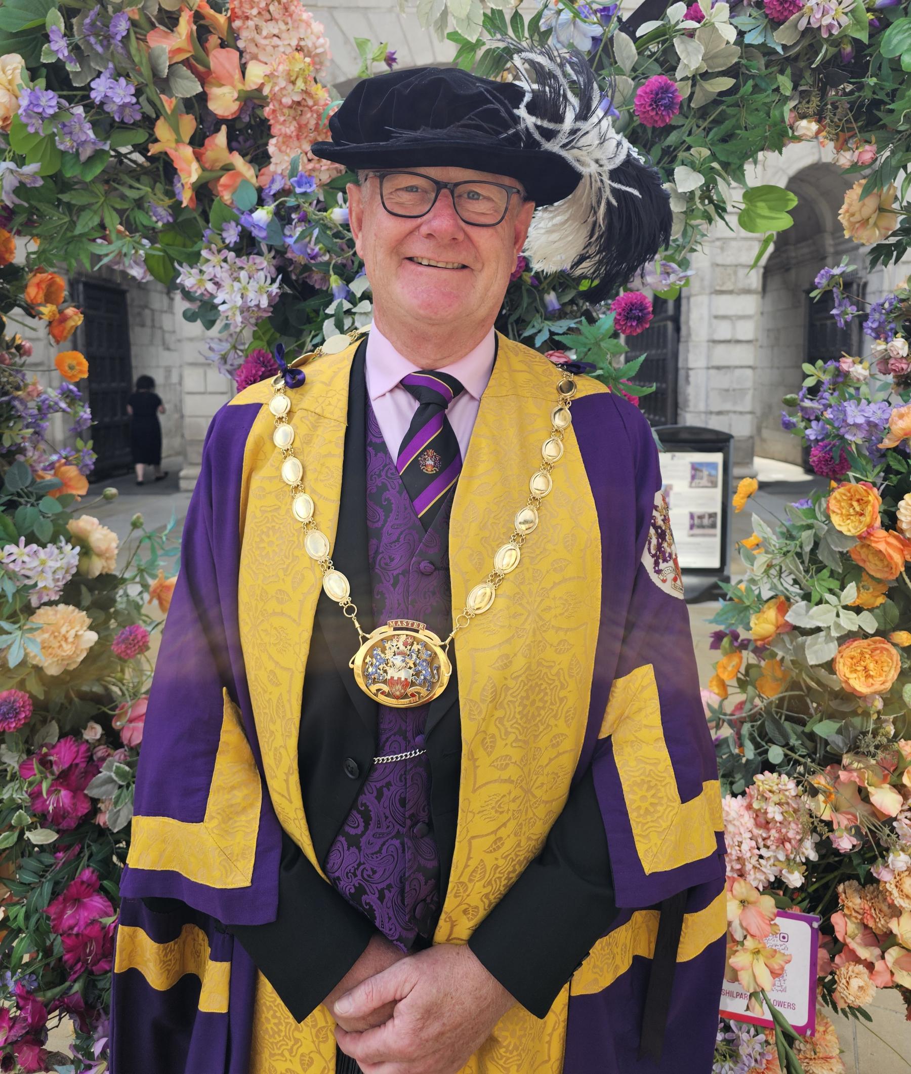 Master Lightmonger and his fancy hat Mansion House, St Lawrence Jewry, Temple Bar, Happenstance