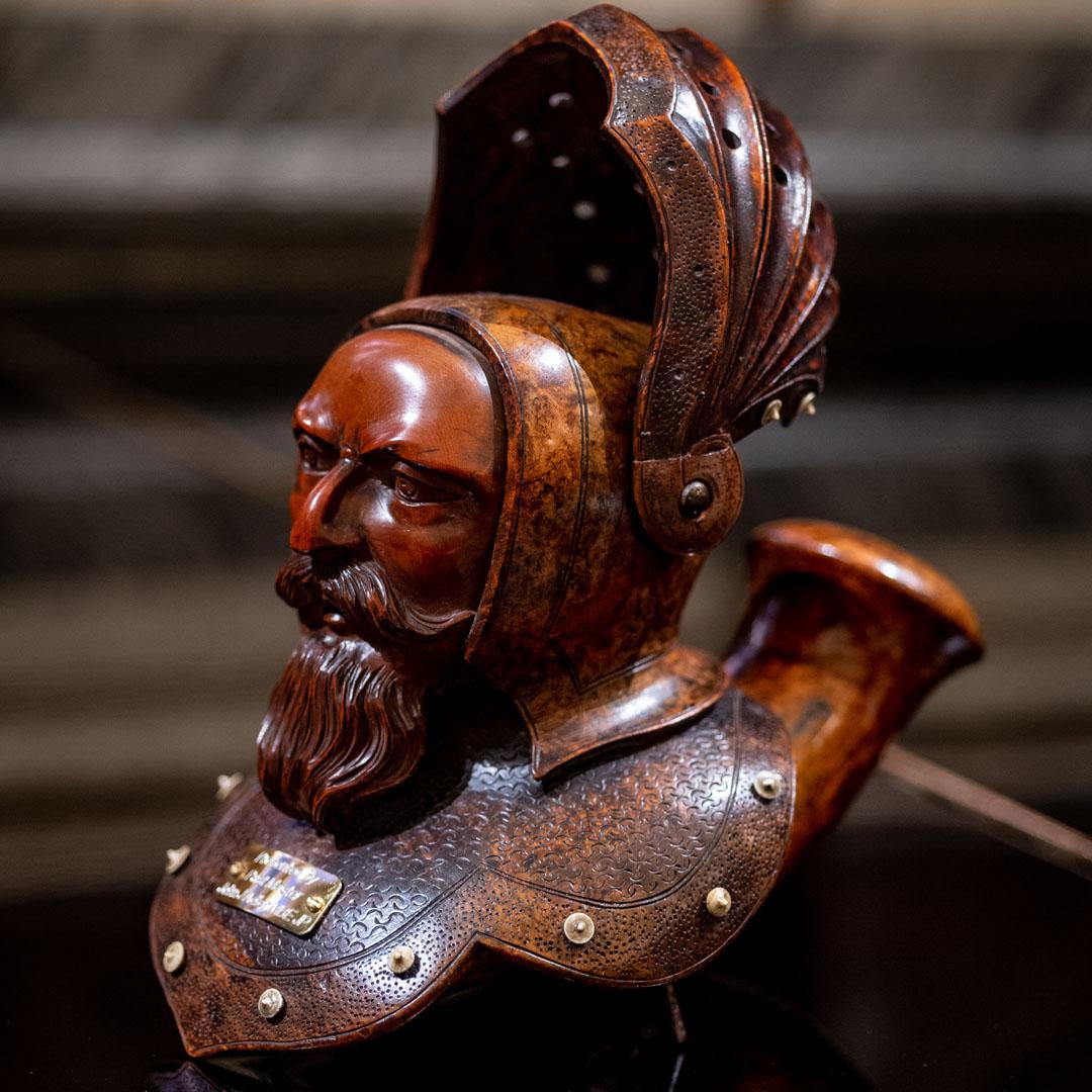 BRIARWOOD TABLE PIPE  - Our Treasures page gallery -  The Worshipful Company of Tobacco Pipe Makers and Tobacco Blenders